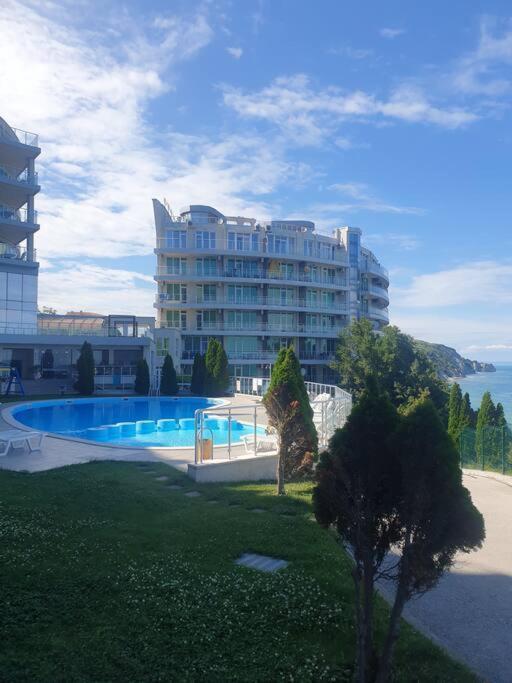 Studio Silver Terace With Sea View For 4 Person 比亚拉 外观 照片