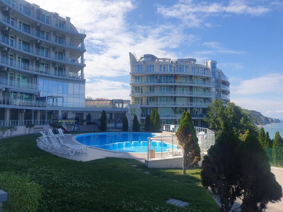 Studio Silver Terace With Sea View For 4 Person 比亚拉 外观 照片