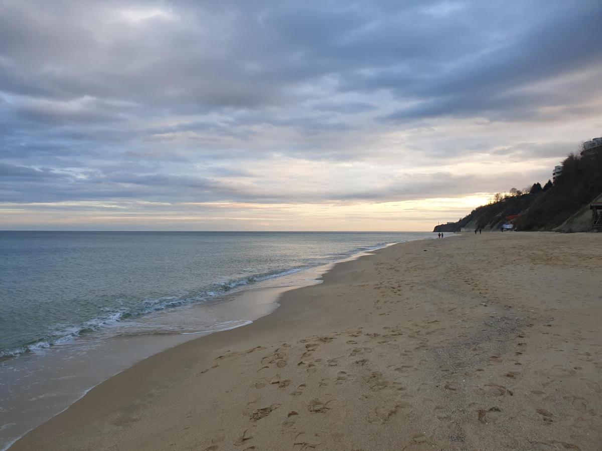 Studio Silver Terace With Sea View For 4 Person 比亚拉 外观 照片