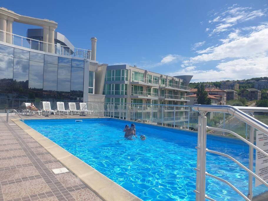 Studio Silver Terace With Sea View For 4 Person 比亚拉 外观 照片