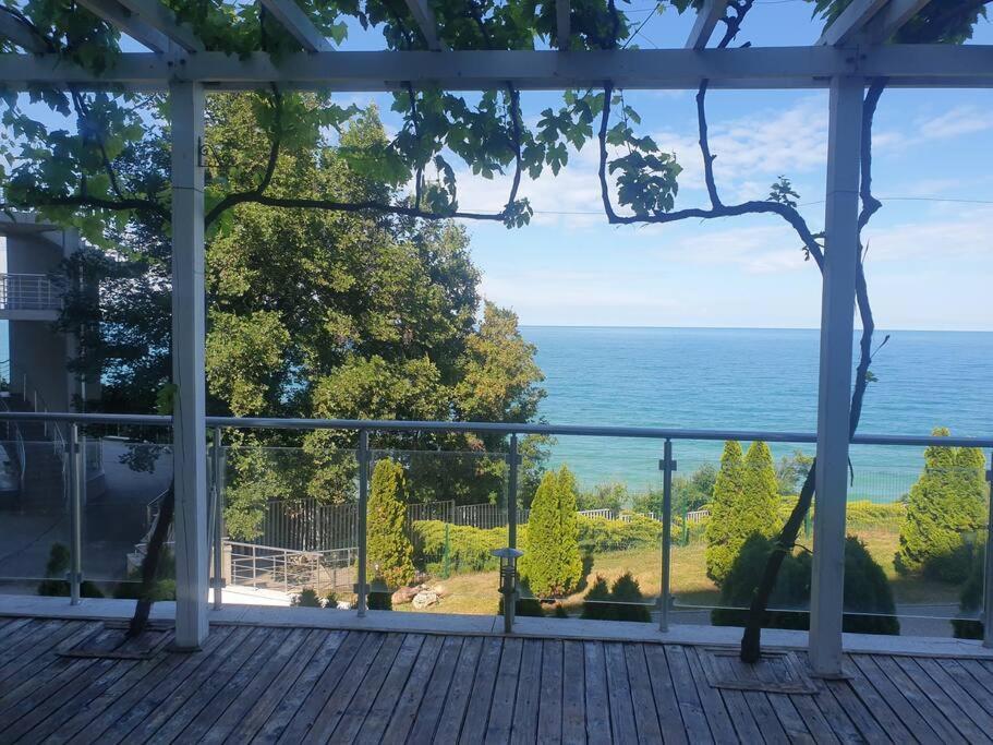 Studio Silver Terace With Sea View For 4 Person 比亚拉 外观 照片